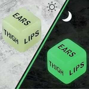 2pcs Glow in the Dark Sex Dice